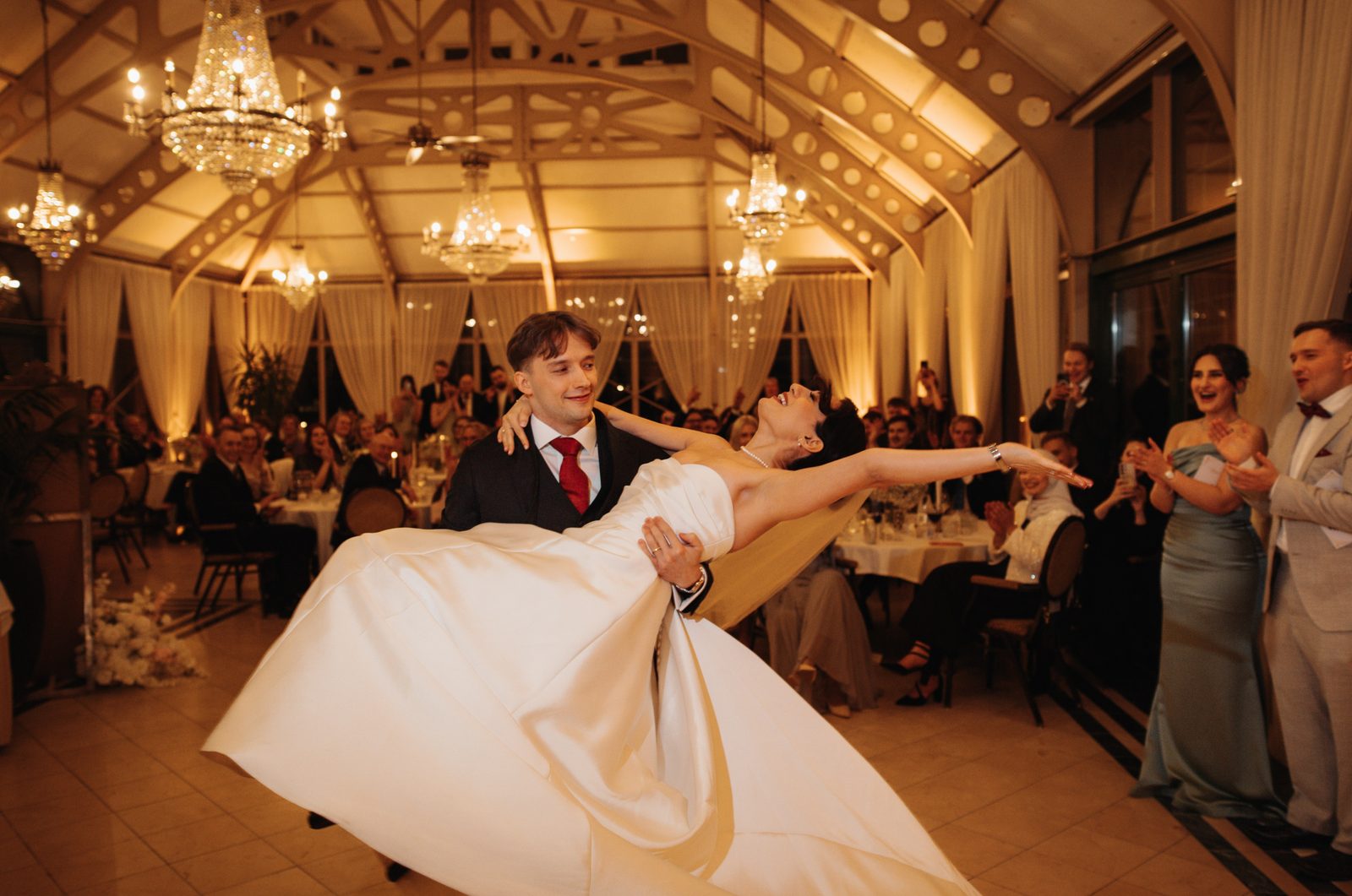 Mogjad & Aapeli, married in Helsinki and photographed by Agustin Garagorry